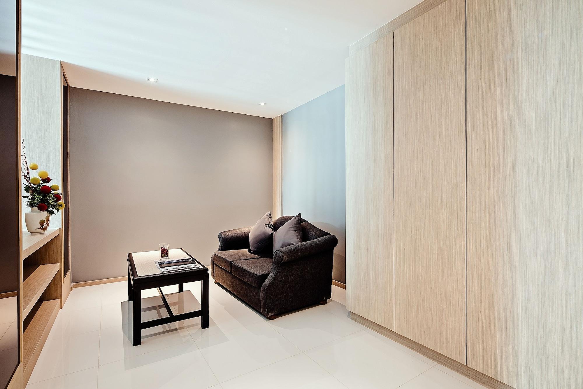 Three Sukhumvit Hotel - Sha Plus Certified Bangkok Exterior photo