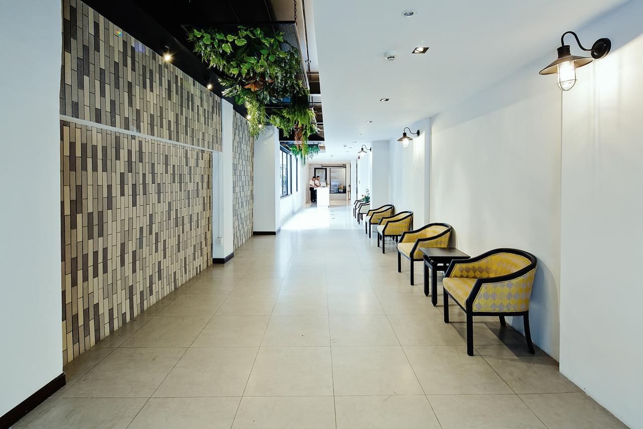 Three Sukhumvit Hotel - Sha Plus Certified Bangkok Exterior photo
